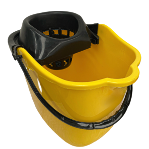 CUBETA DE PLASTICO CON EXPRIMIDOR