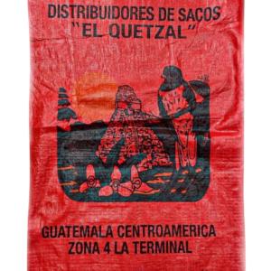 Saco de polipropileno de 28"x44" de 110 gr/por saco, con costura en la boca, color buff y rojo